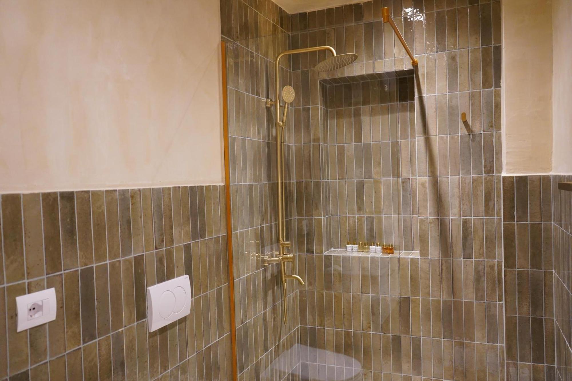 Vater Apartments 地拉那 外观 照片